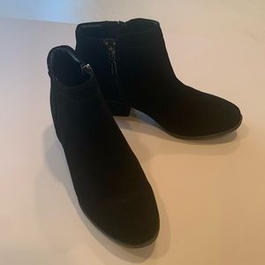 Blondo Waterproof Booties Black